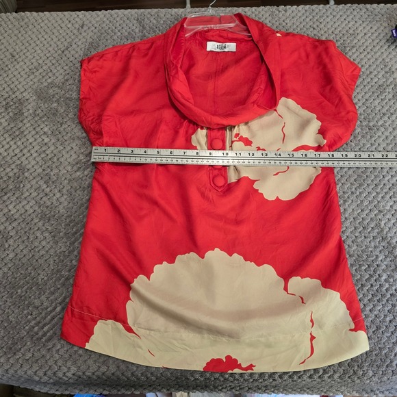 Tibi New York 100% Silk Red Floral Cowl Neck Blouse Top Button Front Size‎ - Picture 6 of 6